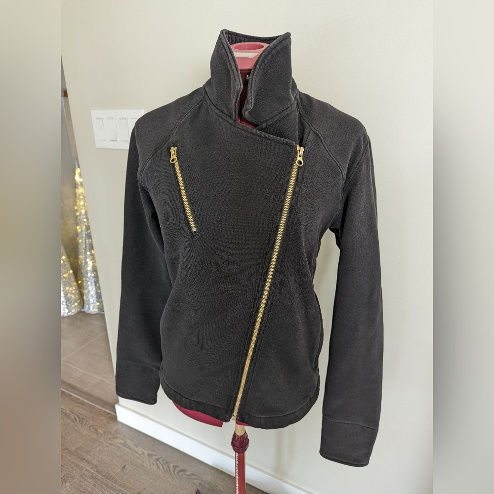 Lululemon Lab Shadow jacket - Picture 3 of 10